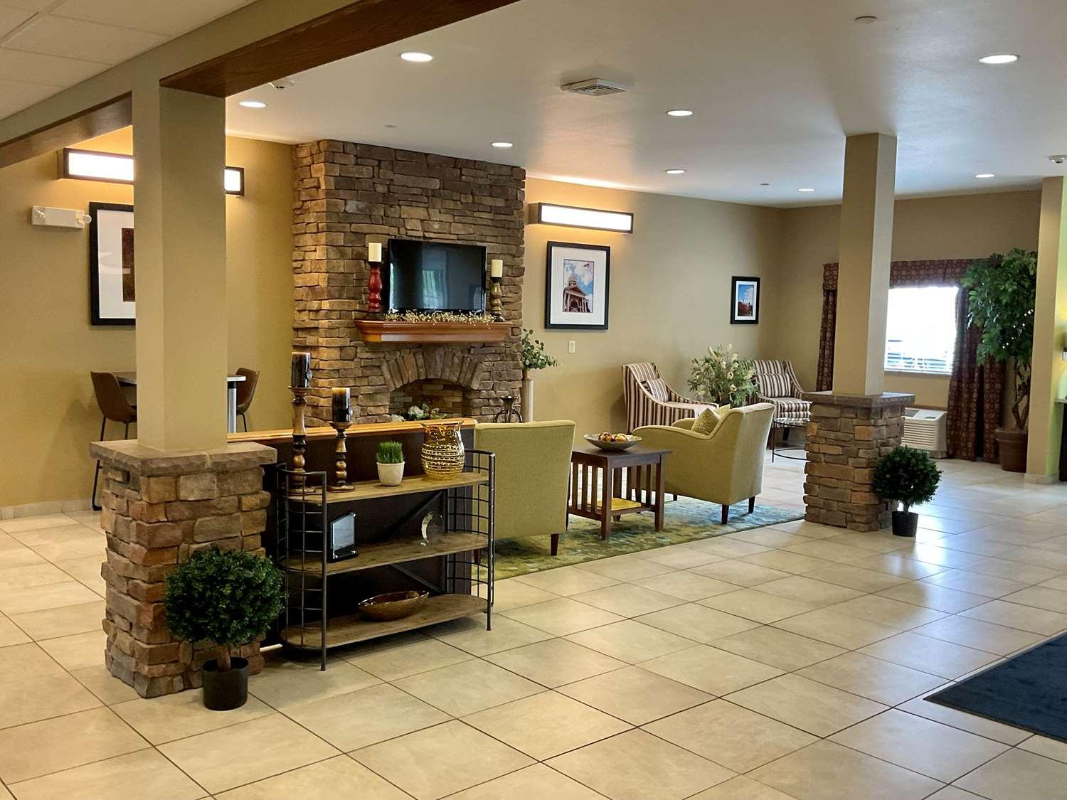 Surestay Plus Hotel By Best Western Buckhannon Exterior photo